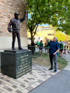 Read more about the article Vagas Ferguson and I set record straight on Dan Devine’s legacy and college football integration leadership history